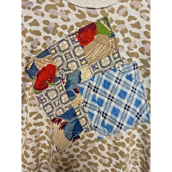 Aerie Sweatshirt Size M Leopard Animal Print Quilted Design On Front Oversized - Picture 2 of 10